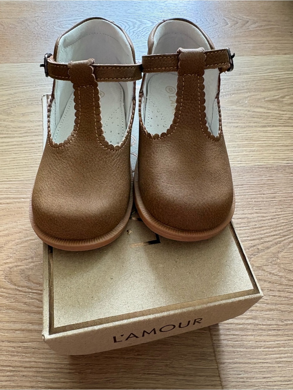 L'Amour Louise Scalloped T-Strap Mary Jane